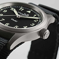 Часы Hamilton Khaki Field Quartz 33mm H69301430 фото 6
